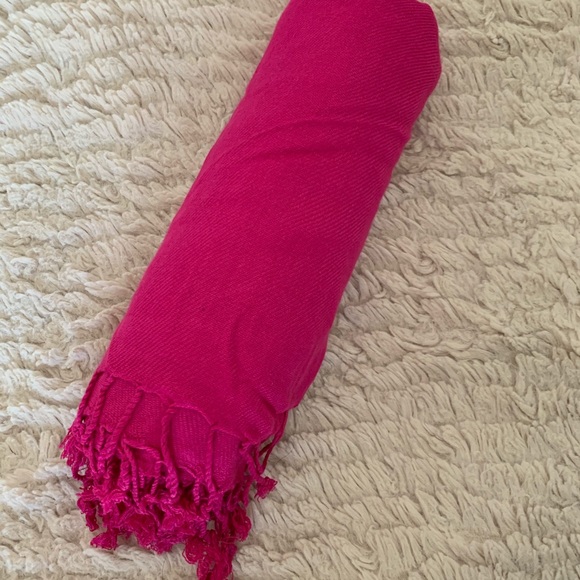 Scarf - Picture 3 of 3